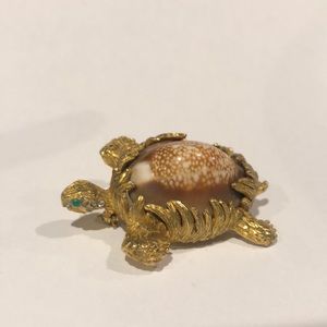 Kenneth J Lane KJL Costume Jewelry Turtle Brooch
